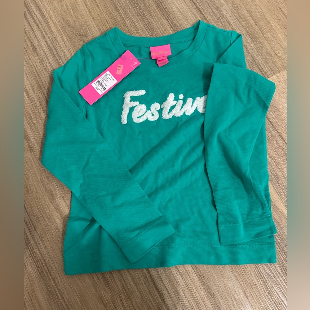 Girls size M LILLY festive top